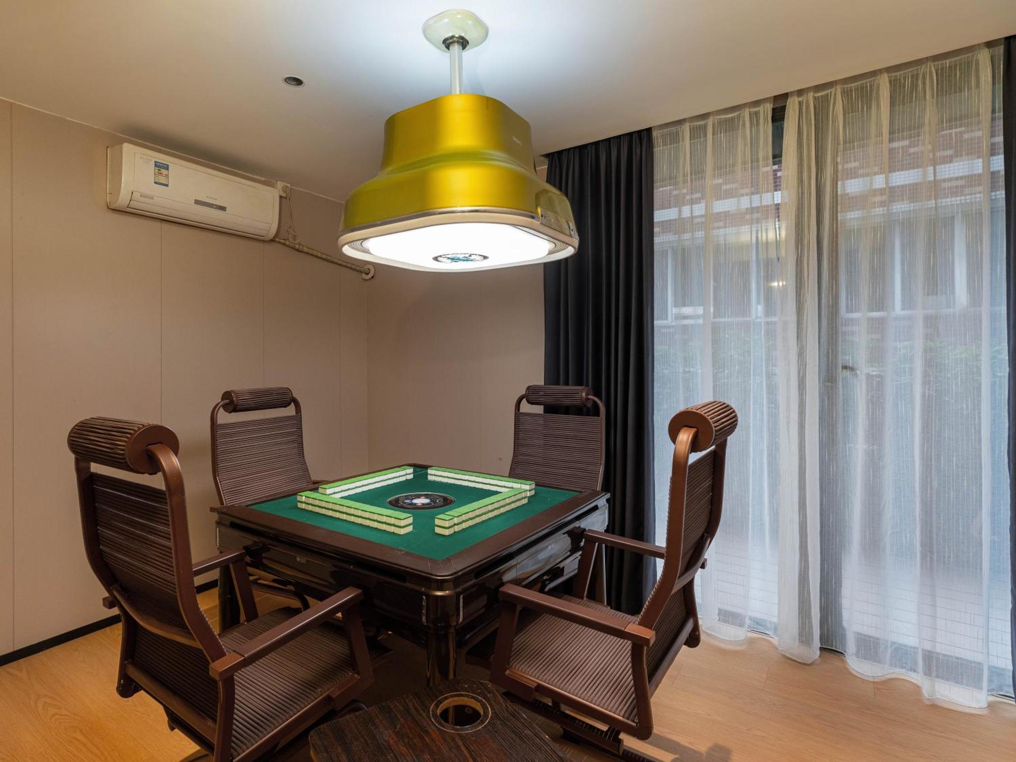 Lavande International Hotel Guangzhou Taikoo Hui Square Shipaiqiao Metro Station Branch - Free Shuttle Bus To Canton Fair Complex During Canton Fair Period & Free Vpn Internet Access Eksteriør billede