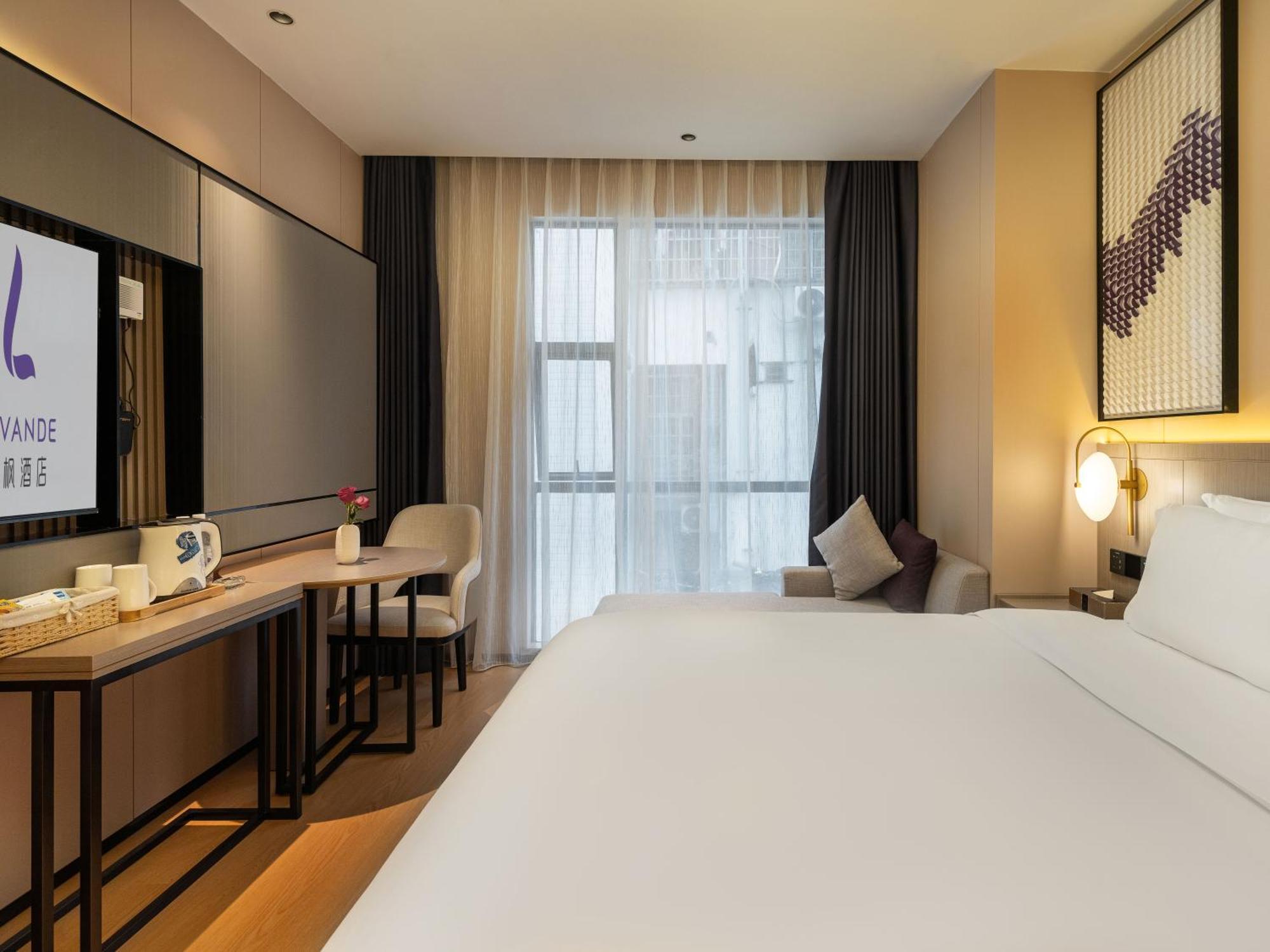 Lavande International Hotel Guangzhou Taikoo Hui Square Shipaiqiao Metro Station Branch - Free Shuttle Bus To Canton Fair Complex During Canton Fair Period & Free Vpn Internet Access Eksteriør billede