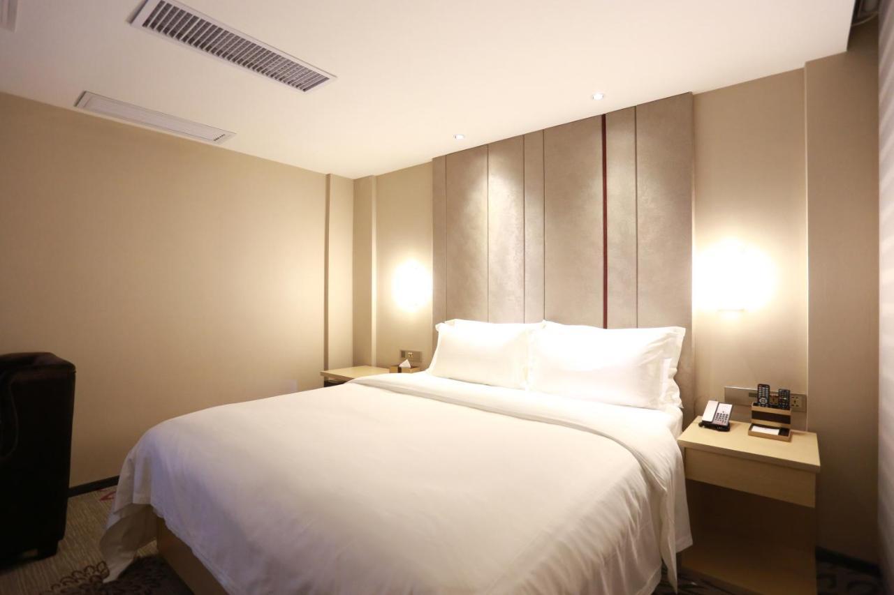 Lavande International Hotel Guangzhou Taikoo Hui Square Shipaiqiao Metro Station Branch - Free Shuttle Bus To Canton Fair Complex During Canton Fair Period & Free Vpn Internet Access Eksteriør billede
