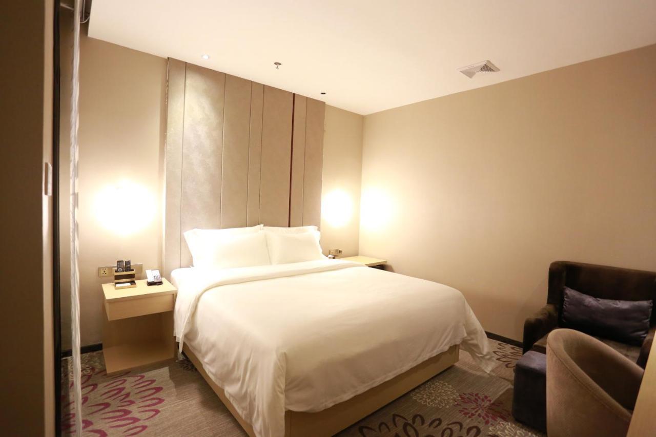 Lavande International Hotel Guangzhou Taikoo Hui Square Shipaiqiao Metro Station Branch - Free Shuttle Bus To Canton Fair Complex During Canton Fair Period & Free Vpn Internet Access Eksteriør billede
