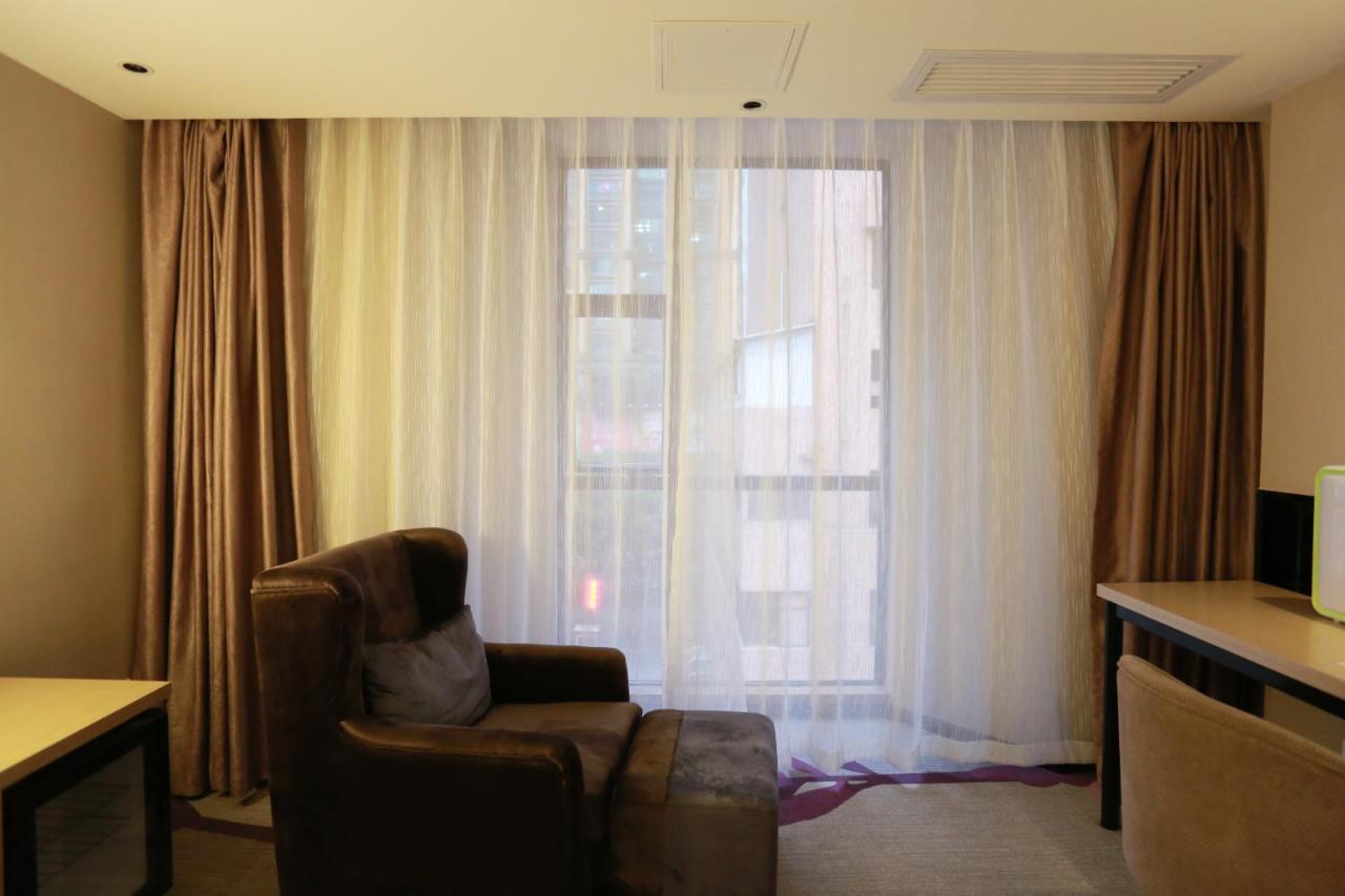 Lavande International Hotel Guangzhou Taikoo Hui Square Shipaiqiao Metro Station Branch - Free Shuttle Bus To Canton Fair Complex During Canton Fair Period & Free Vpn Internet Access Eksteriør billede