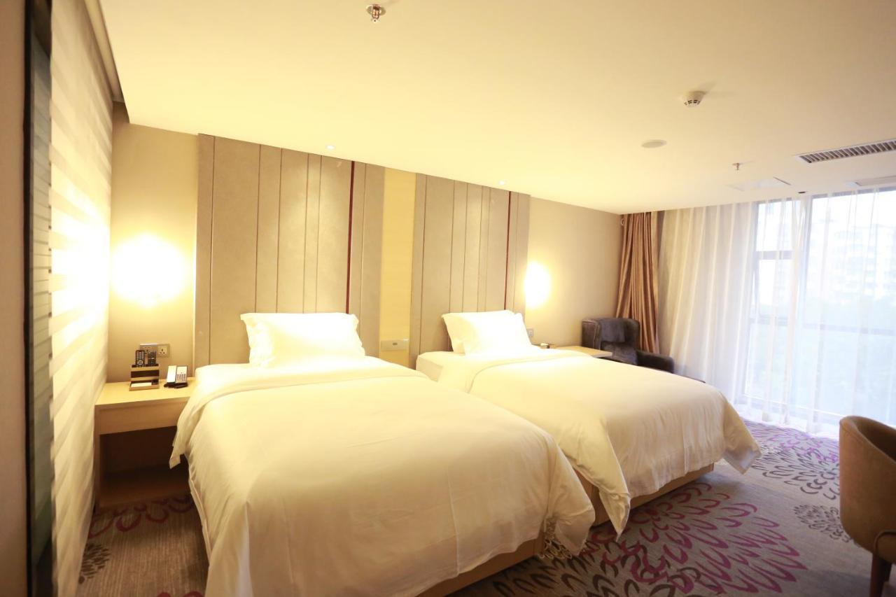 Lavande International Hotel Guangzhou Taikoo Hui Square Shipaiqiao Metro Station Branch - Free Shuttle Bus To Canton Fair Complex During Canton Fair Period & Free Vpn Internet Access Eksteriør billede